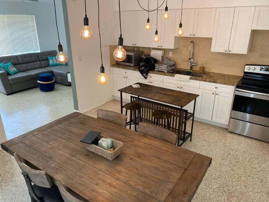 Stayover In Miami Home 2Br - 1Bth - Free Parking Exterior foto
